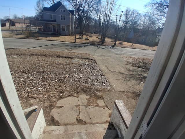 1117 NE Glendale photo 12