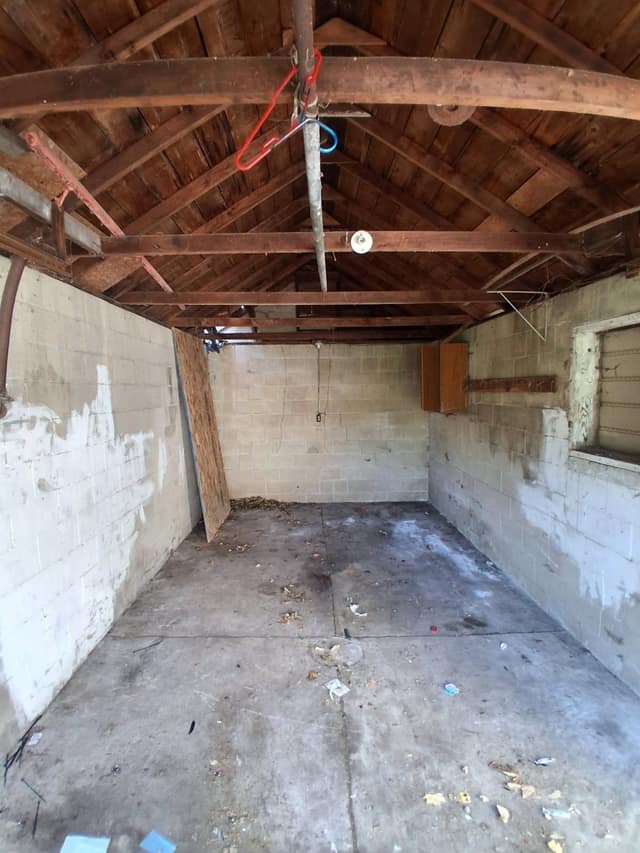 1117 NE Glendale photo 13