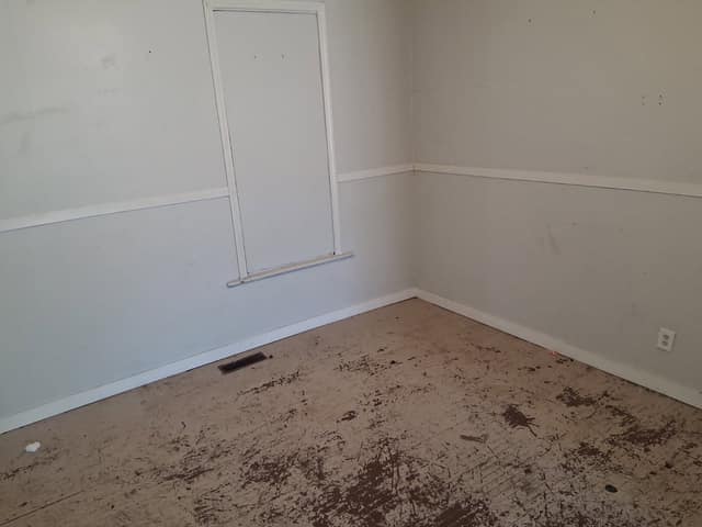 1117 NE Glendale photo 3