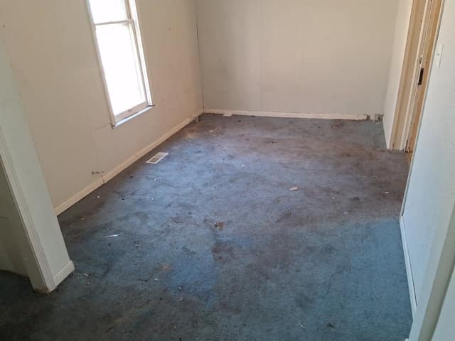 1117 NE Glendale photo 5
