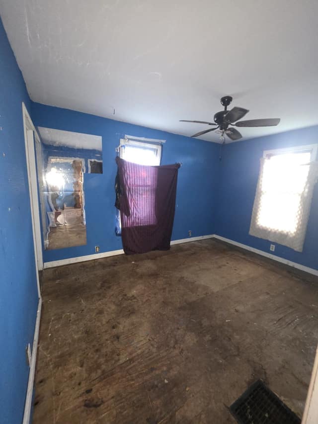 1180 E Mueller Ave photo 1