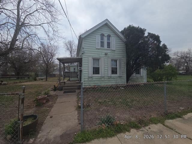 1214 W Butler St photo 1