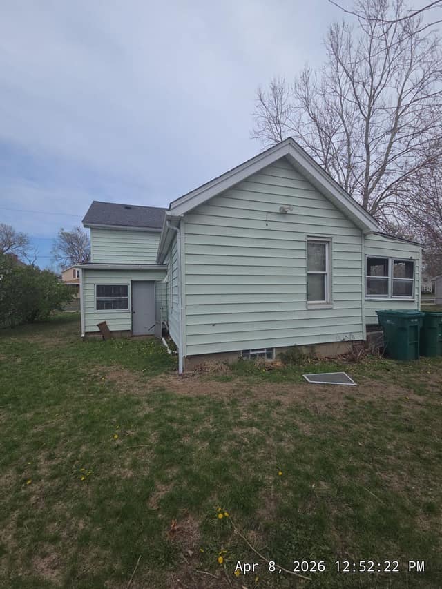1214 W Butler St photo 21