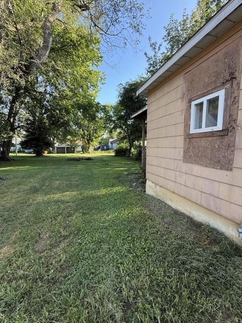 1286 East Vanderhoof St photo 23