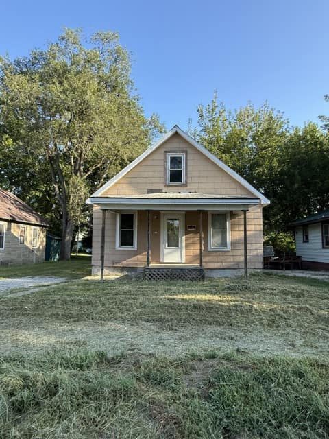 1286 East Vanderhoof St photo 1