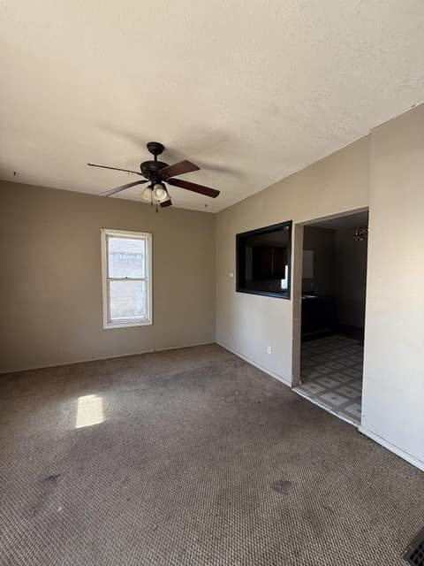 1286 East Vanderhoof St photo 3