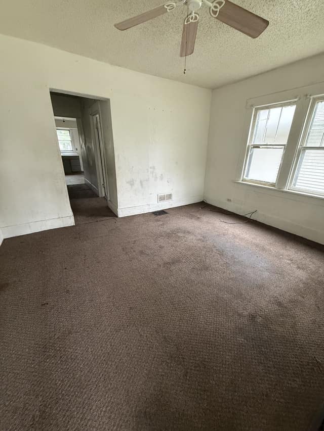 1303 E WHITMER ST photo 3