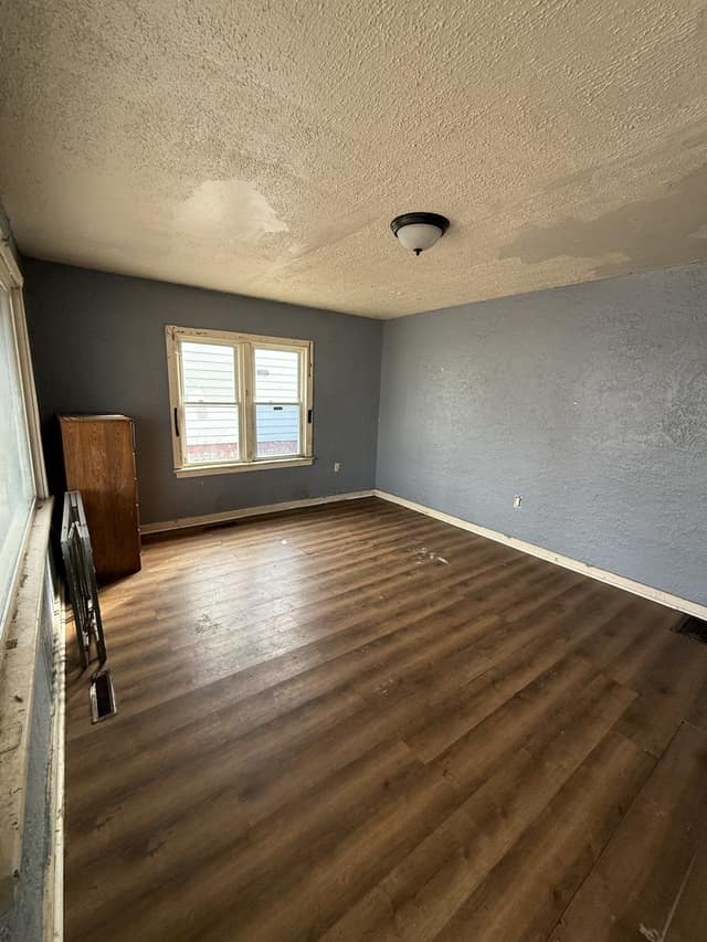 1305 E Whitmer St photo 6