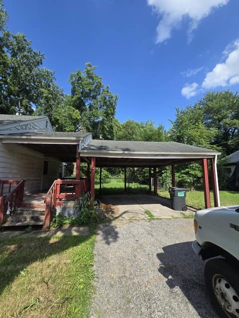 1312 N 51st St photo 23