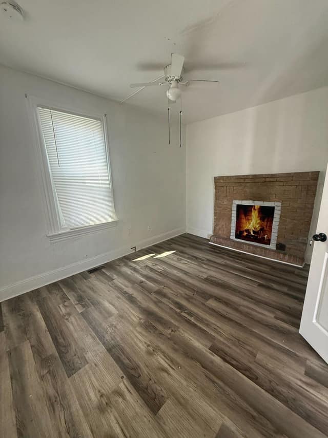 1315 Poindexter St photo 10