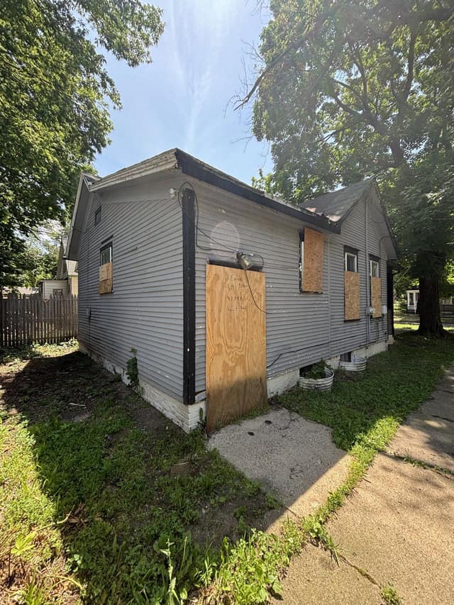 1319 W Aiken Ave photo 29