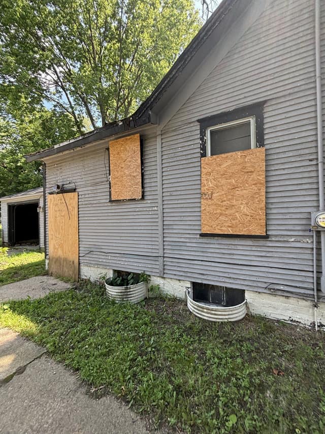 1319 W Aiken Ave photo 27