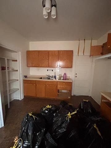 1329 E Riverside Ave photo 12