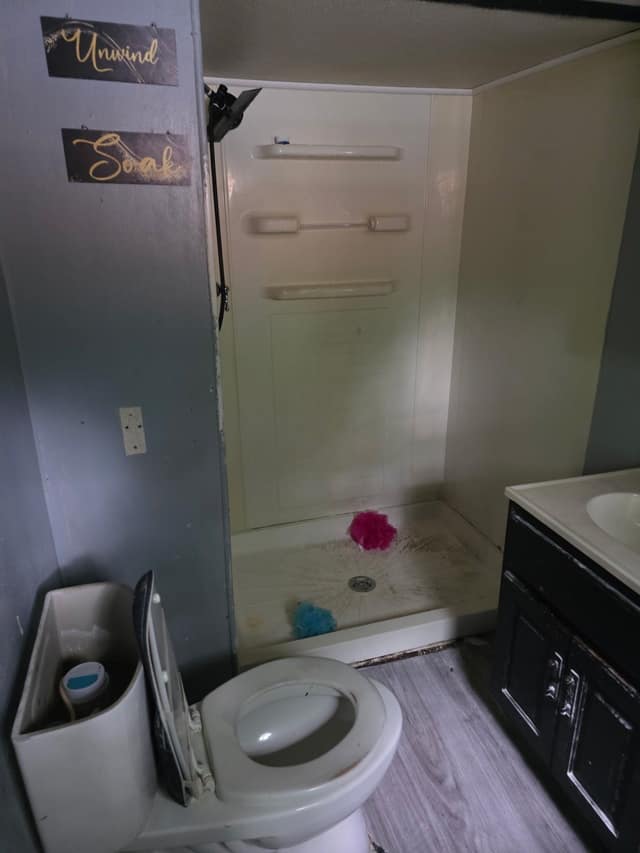 132 N 23rd Place photo 7