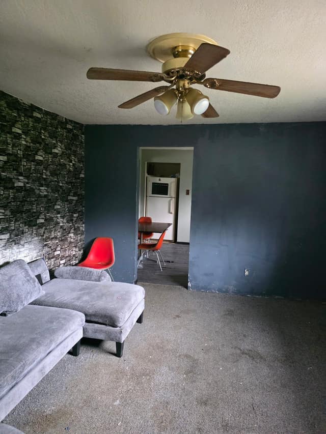 132 N 23rd Place photo 25
