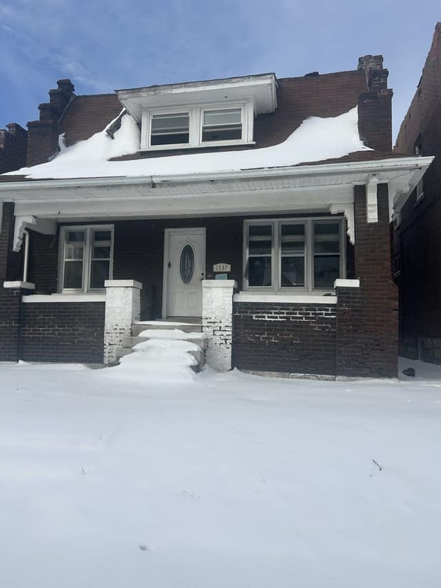 1337 Walton Ave photo 1