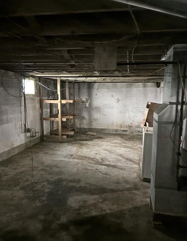 1365 E Walnut St photo 18