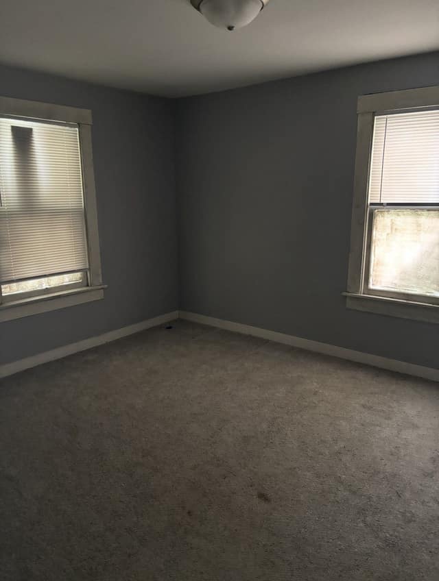 1365 E Walnut St photo 4