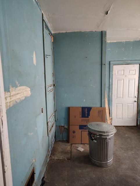 140 Illinois St photo 24