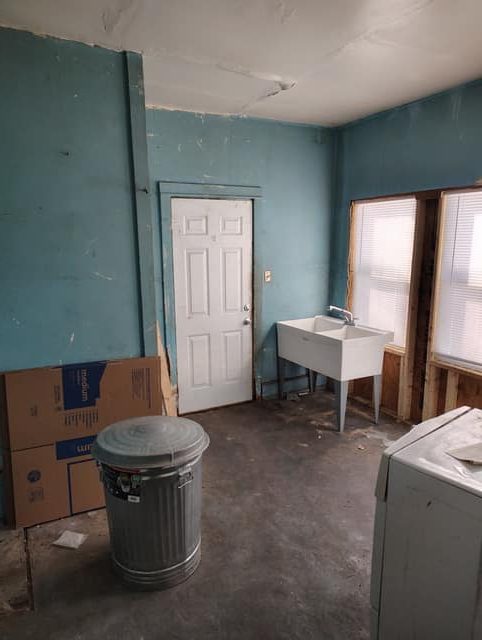 140 Illinois St photo 26