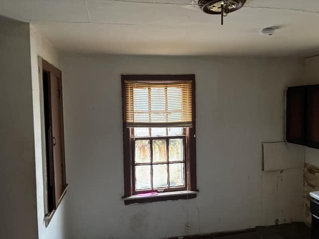 1422 N 54th St E photo 24