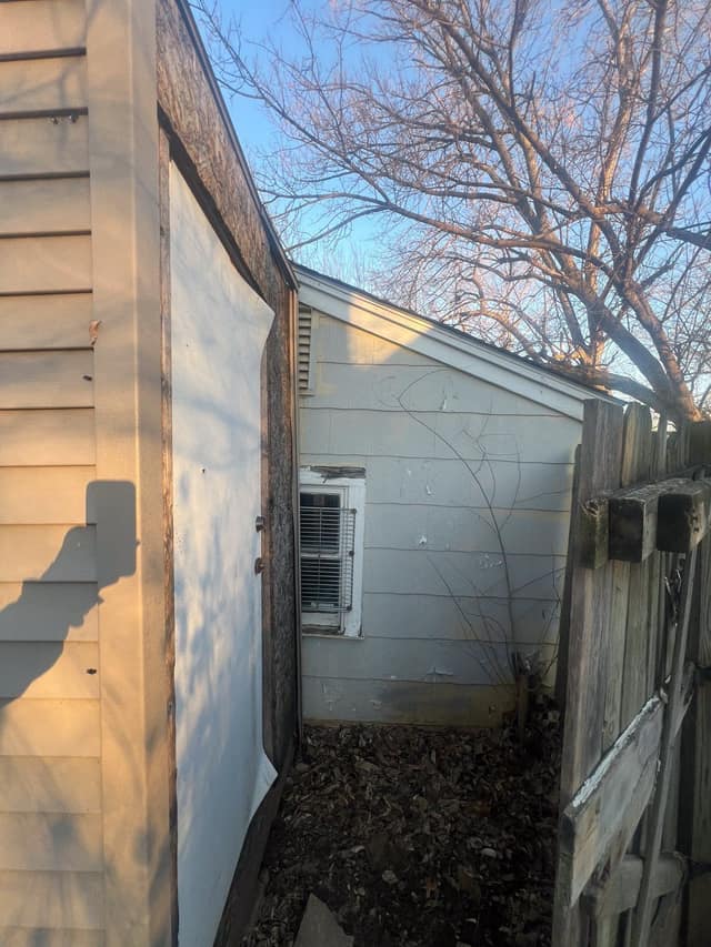 1527 E Decatur St photo 15