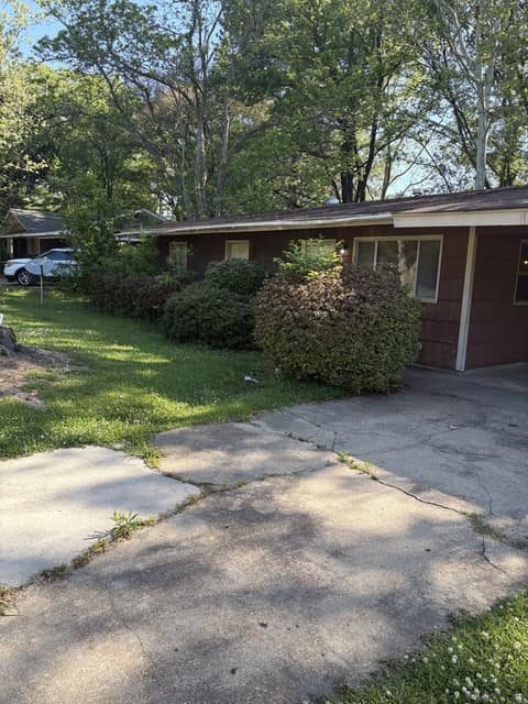 1546 David Drive photo 2