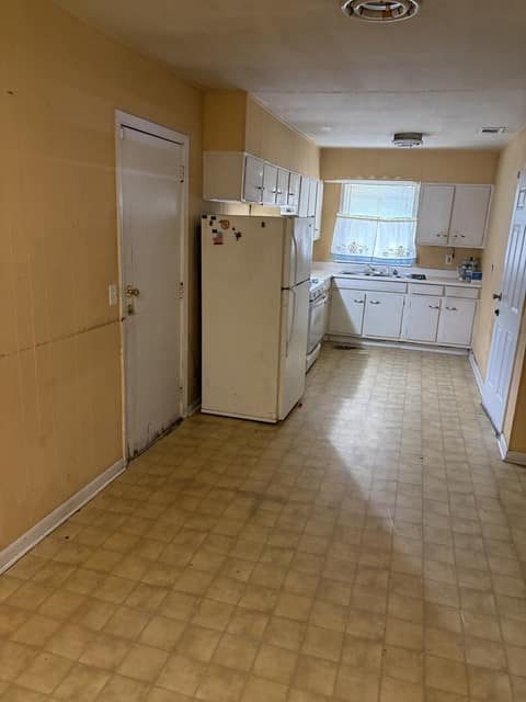 1546 David Drive photo 4