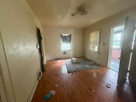 1615 S Arago St photo 2