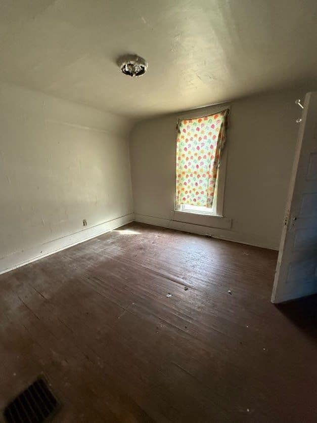 1755 Monroe St photo 19