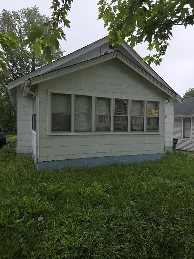 1818 E Clay photo 1