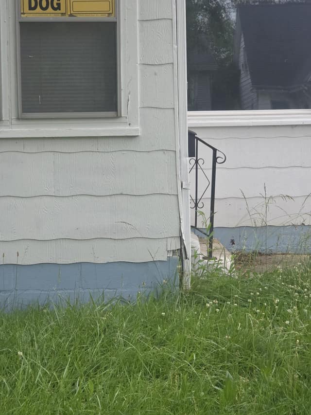 1818 E Clay photo 12