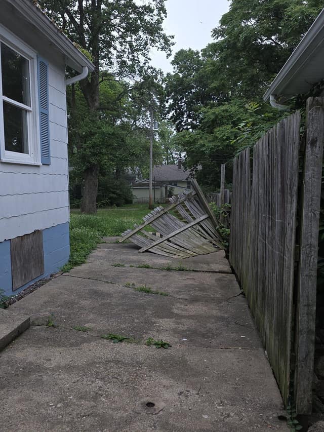 1818 E Clay photo 27