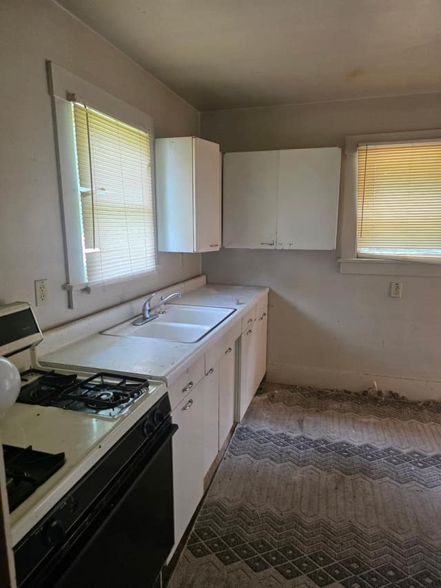 1830 N Lowber St photo 9