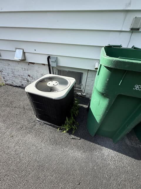 2061 N College St photo 23