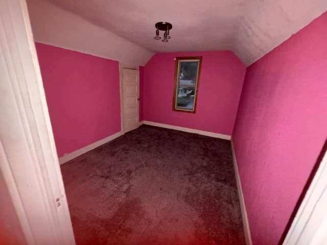 2061 N College St photo 8
