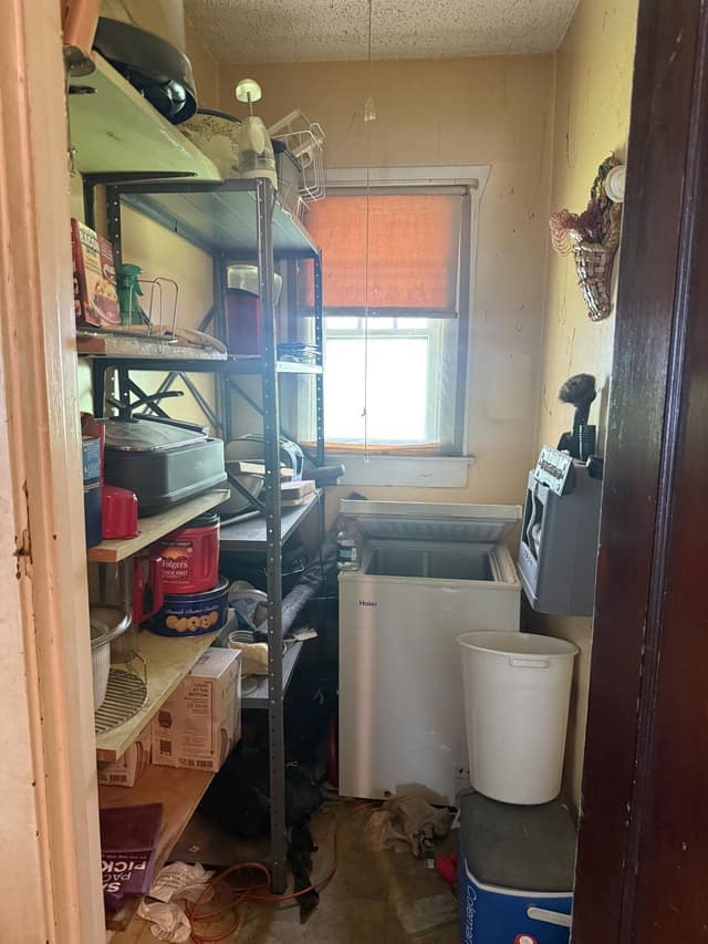 2081 N College St photo 10