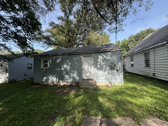 2109 S Martin Luther King Jr Dr photo 14
