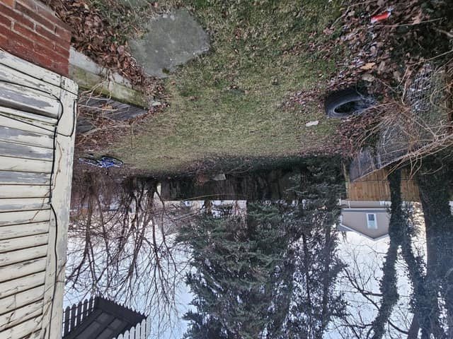 219 Eastern Ave photo 25