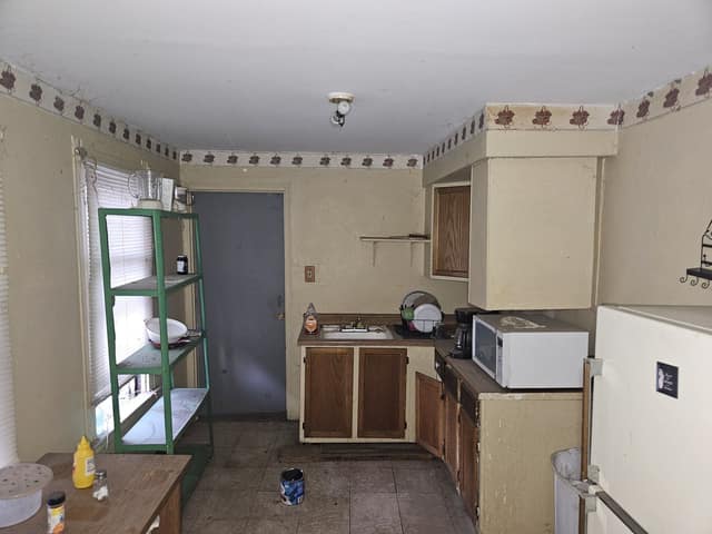 219 Eastern Ave photo 14