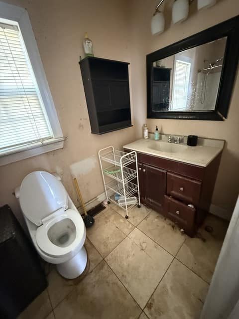 227 N Hickory St photo 7