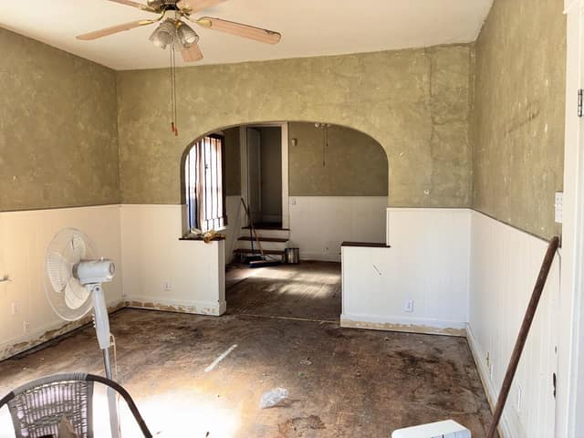 2317 Grand Ave photo 2