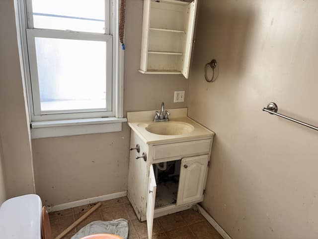 2317 Grand Ave photo 7