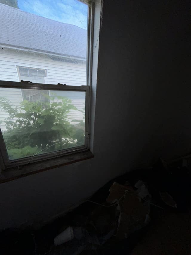 2504A Denver St photo 10