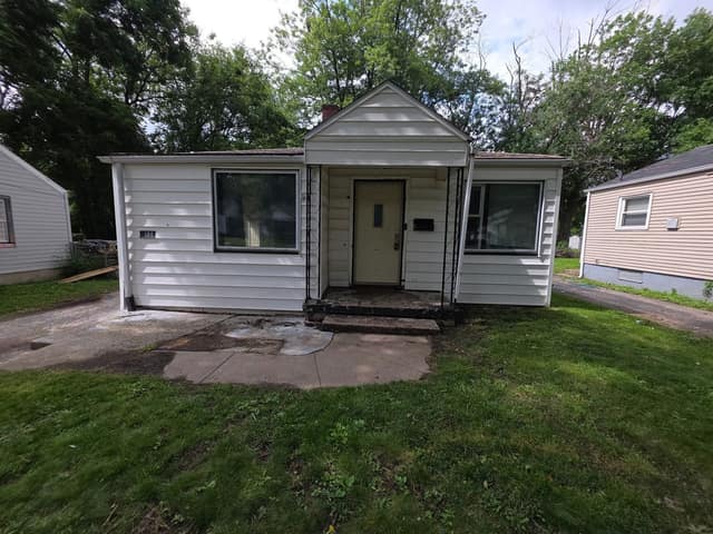 2550 East Main Street photo 1