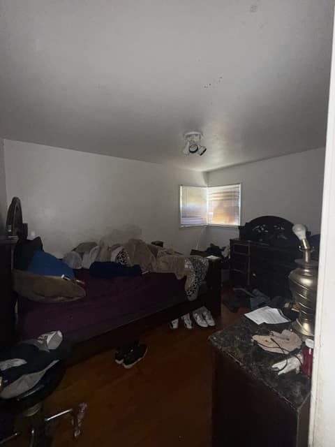 2625 Seneca St photo 6