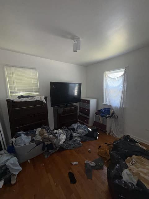 2625 Seneca St photo 9