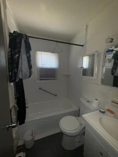 2625 Seneca St photo 12