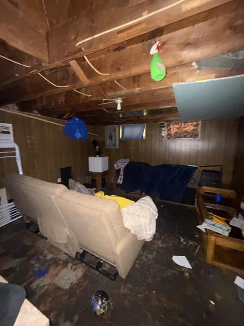 2625 Seneca St photo 24