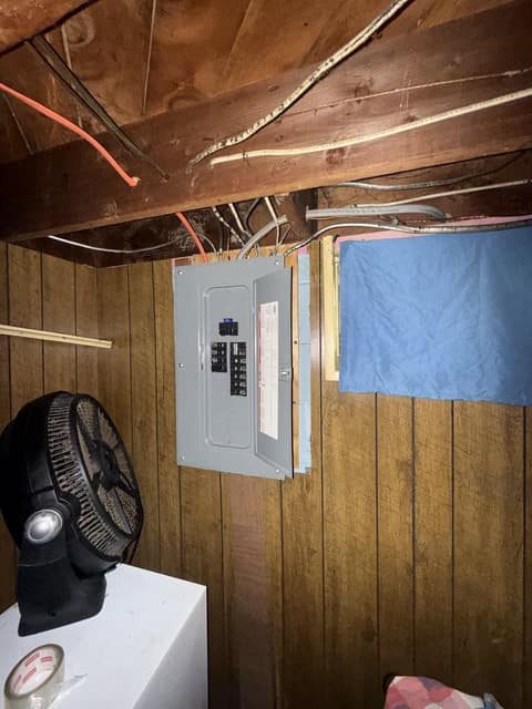 2625 Seneca St photo 26